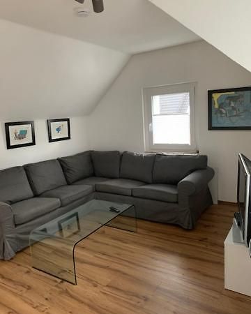 Zentrales Dachgeschossapartment In Leichligen لايشلينغن المظهر الخارجي الصورة